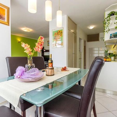 Relax Apartman Split Exterior photo